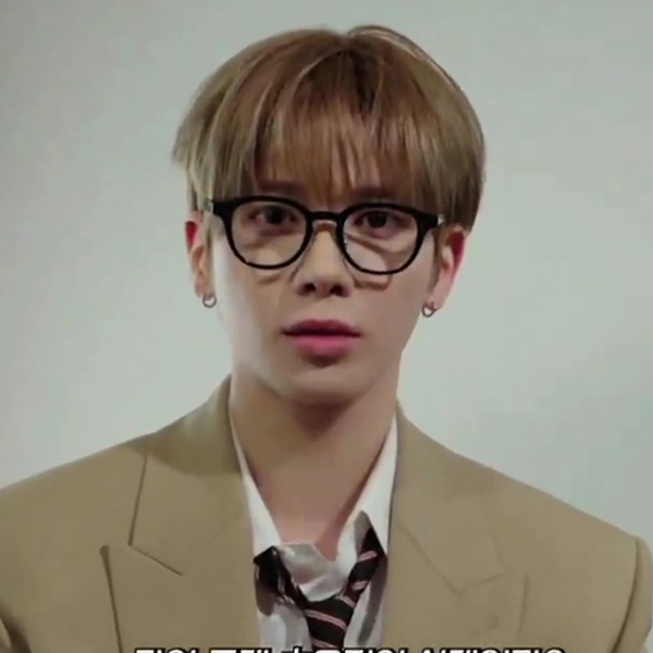 KIVULI MATEO TXT 태현